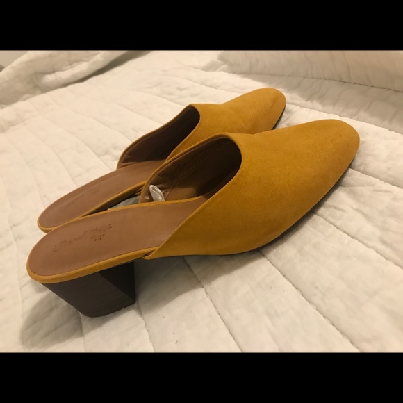 target universal thread mules